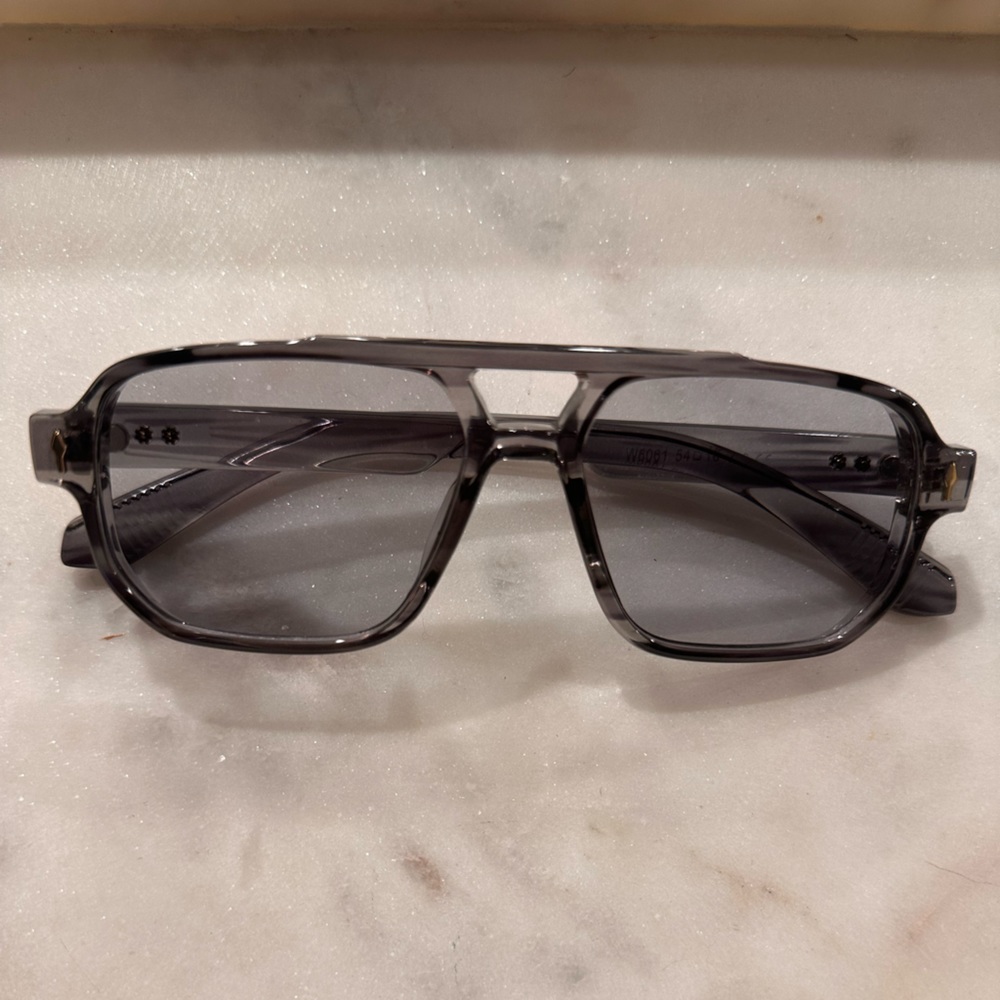 Unisex Gray Aviators with light gray lenses